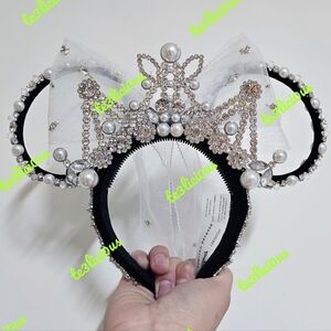 DISNEY PARKS VERA WANG DESIGNER TIARA EARS HEADBAND